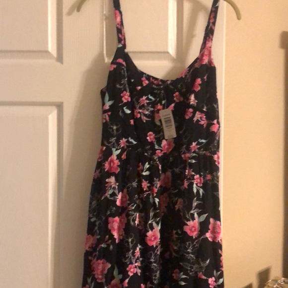 Plus Size Dress - Picture 4 of 4